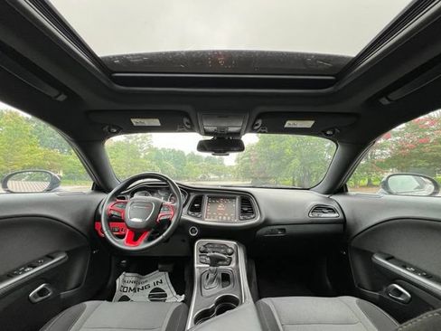 Used 2016 Dodge Challenger R/T w/ Driver Convenience Group RWD image 19