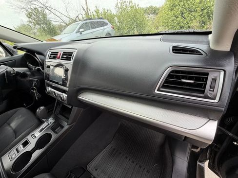 Used 2016 Subaru Legacy 2.5i Premium AWD/4WD image 13