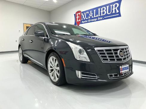 Used 2014 Cadillac XTS Luxury image 2