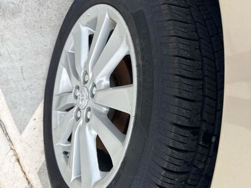 Used 2010 Toyota Corolla FWD image 16