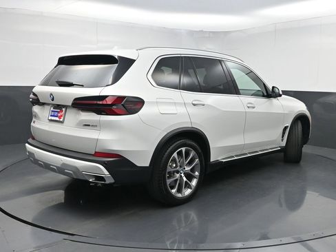 Used 2025 BMW X5 xDrive40i AWD/4WD image 28