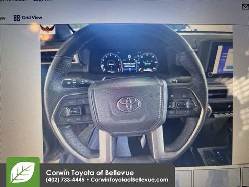 Used 2025 Toyota Tacoma TRD Off-Road image 4