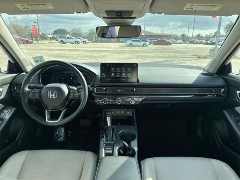 Used 2022 Honda Civic Touring image 30