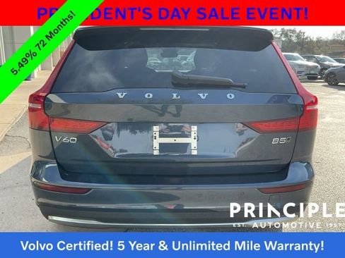 Certified 2025 Volvo V60 B5 Cross Country Plus image 12