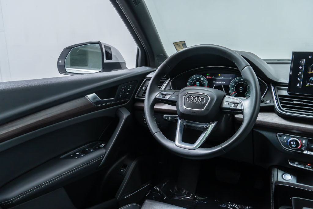 Used 2024 Audi Q5 2.0T Premium Plus w/ Premium Plus Package AWD/4WD image 30
