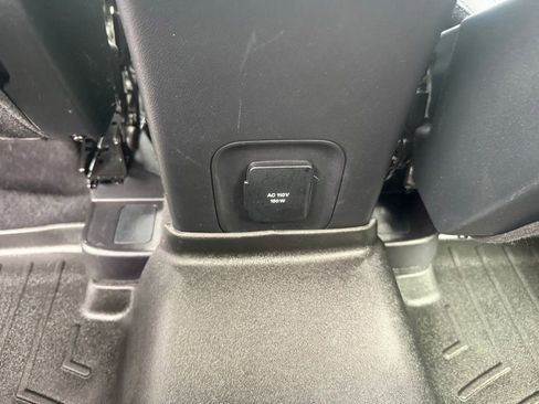 Used 2020 Ford Escape Titanium AWD/4WD image 31