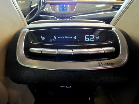 Used 2021 Cadillac XT6 Premium Luxury w/ Platinum Package AWD/4WD image 66