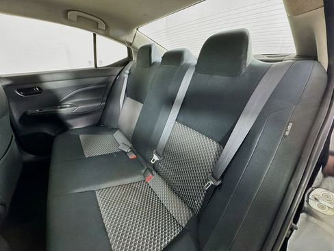 Used 2020 Nissan Versa S image 20