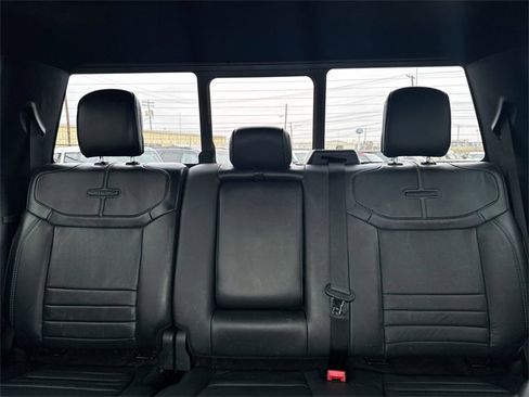 Certified 2022 Ford F150 Platinum w/ Equipment Group 701A High image 30