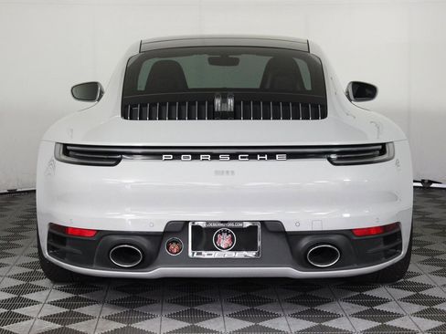 Certified 2024 Porsche 911 Carrera 4 image 6