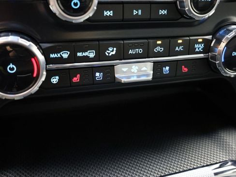 Used 2024 Ford F150 Raptor AWD/4WD image 9