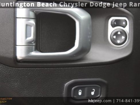 Used 2021 Jeep Wrangler Unlimited Rubicon image 14