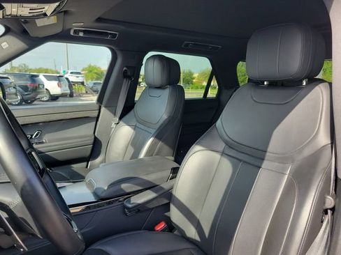 Used 2025 Land Rover Range Rover Sport SE AWD/4WD image 22