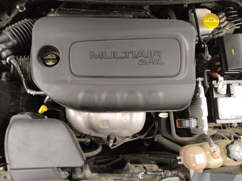 Used 2020 Jeep Cherokee Limited FWD image 30