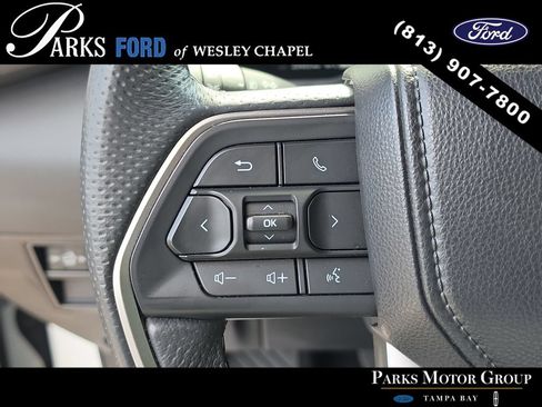 Used 2025 Toyota Tundra Limited AWD/4WD image 28