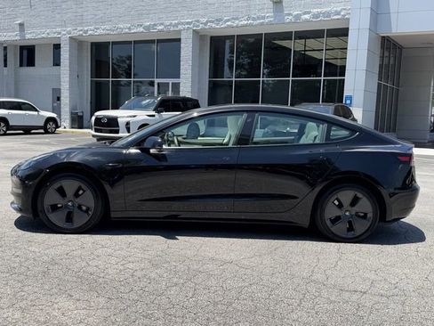 Used 2023 Tesla Model 3 Standard Range RWD image 2