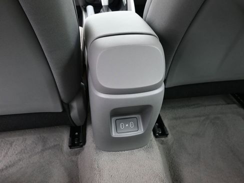 Certified 2026 Hyundai Elantra Sport w/ Cargo Package image 27