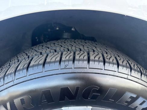 Used 2026 Ford Expedition Max Platinum AWD/4WD image 29