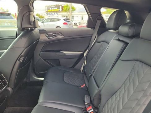Used 2025 Kia Sportage X-Pro Prestige AWD/4WD image 15