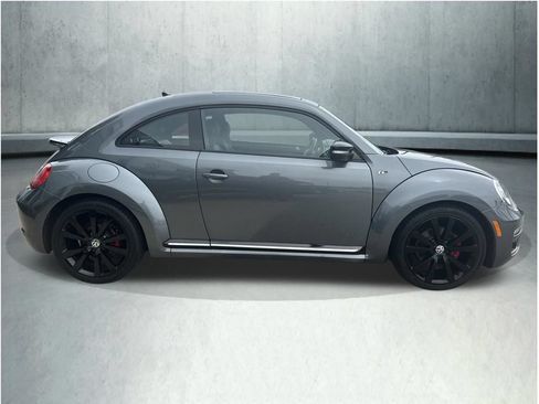 Used 2014 Volkswagen Beetle R-Line FWD image 6