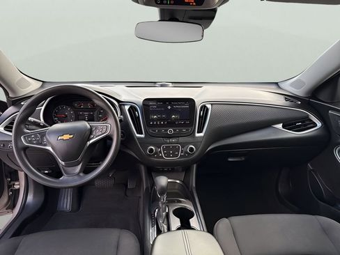 Used 2024 Chevrolet Malibu LT FWD image 12