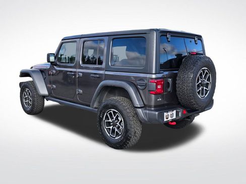 Used 2024 Jeep Wrangler Unlimited Rubicon w/ Convenience Group image 6