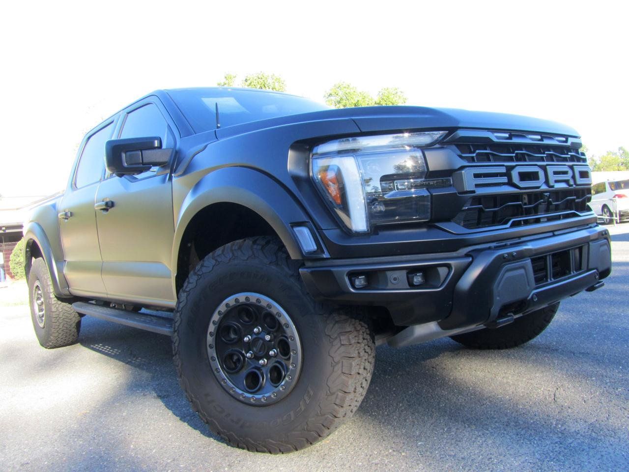 Used 2025 Ford F150 Raptor AWD/4WD image 2