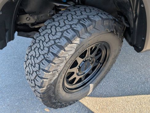 Used 2022 Toyota Tacoma SR5 image 21