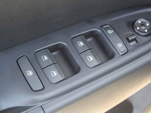 New 2026 Hyundai Venue SE FWD image 27