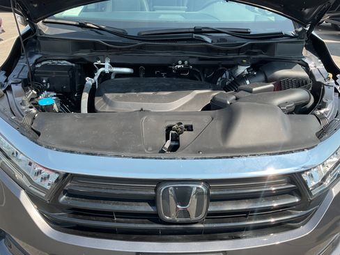 Used 2024 Honda Odyssey EX-L image 18
