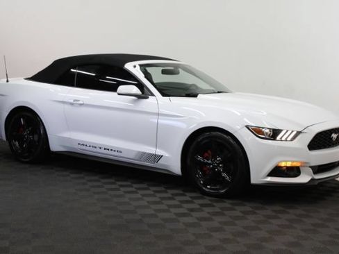 Used 2015 Ford Mustang Convertible w/ Equipment Group 051A RWD image 4