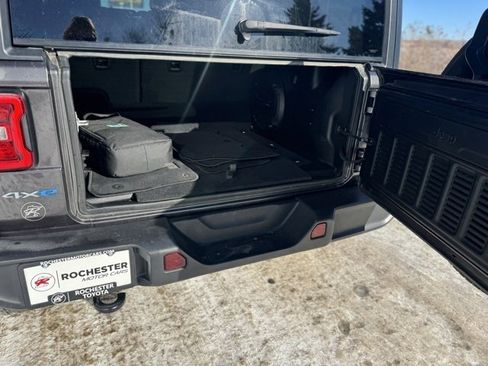 Used 2021 Jeep Wrangler Unlimited Sahara image 36