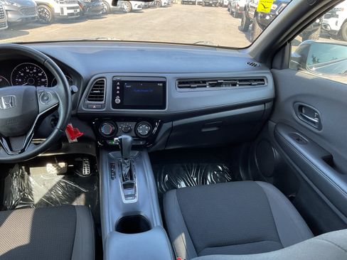 Used 2021 Honda HR-V Sport image 17