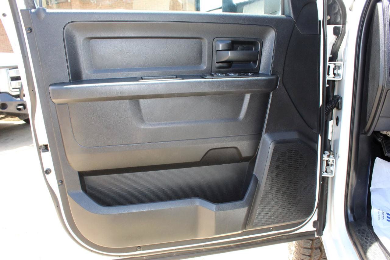 Used 2014 RAM 2500 Tradesman w/ Chrome Appearance Group AWD/4WD image 10