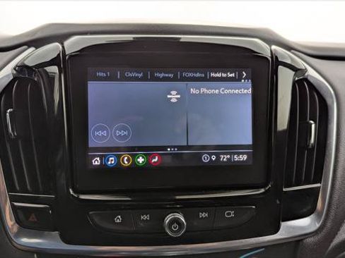 Used 2023 Chevrolet Traverse LT FWD image 27