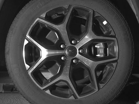 Used 2025 Jeep Compass Limited image 13