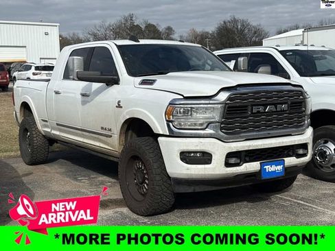 Used 2020 RAM 2500 Limited image 1