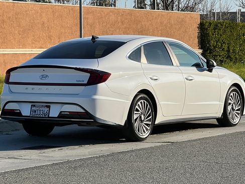 Used 2023 Hyundai Sonata SEL w/ Cargo Package image 4