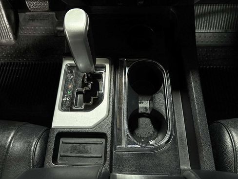 Used 2017 Toyota Tundra Limited image 33
