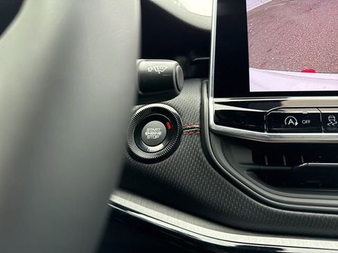 New 2026 Jeep Compass Trailhawk image 17