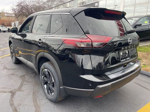 New 2026 Nissan Rogue SV w/ Cold Weather Package image 3