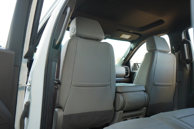 Used 2025 GMC Sierra 1500 SLT AWD/4WD image 35