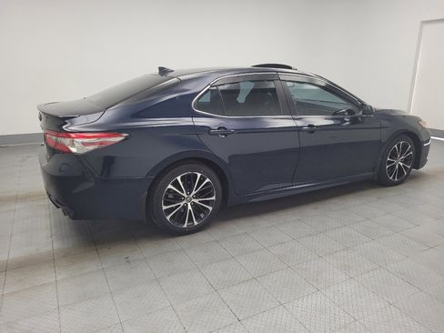 Used 2019 Toyota Camry SE w/ Convenience Package image 10