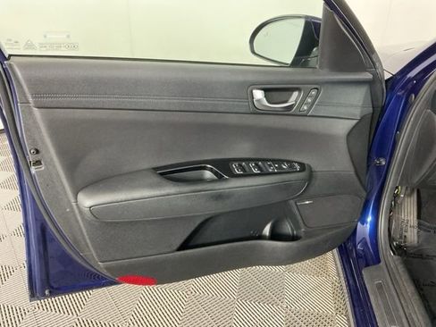 Used 2017 Kia Optima SX FWD image 11