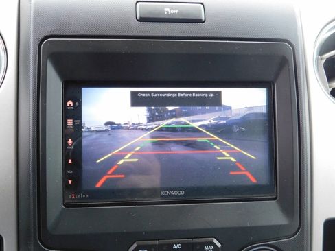 Used 2013 Ford F150 XLT w/ XLT Chrome Pkg image 11