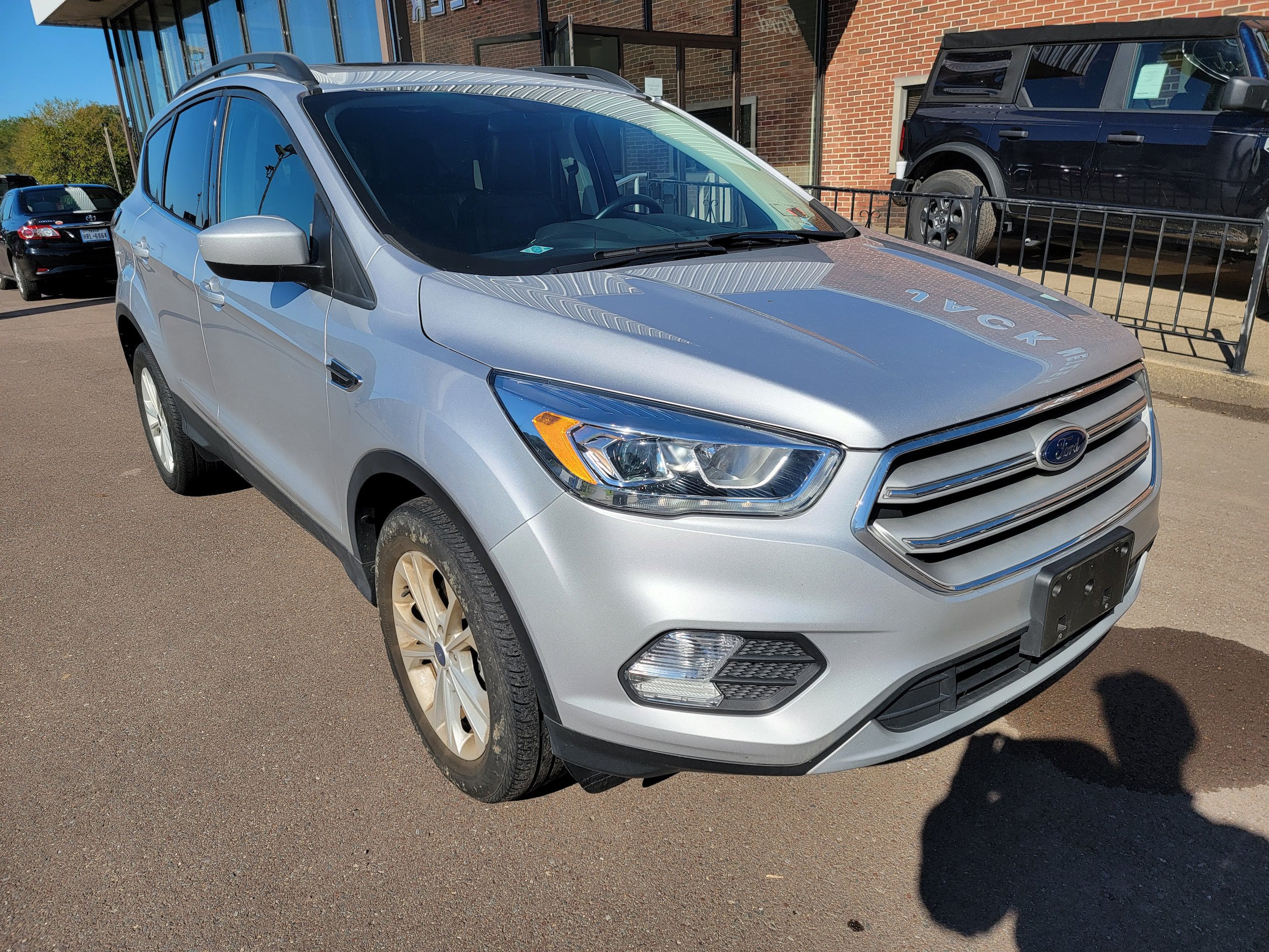 Used 2018 Ford Escape SEL AWD/4WD image 1