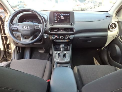 Used 2023 Hyundai Kona SEL image 7