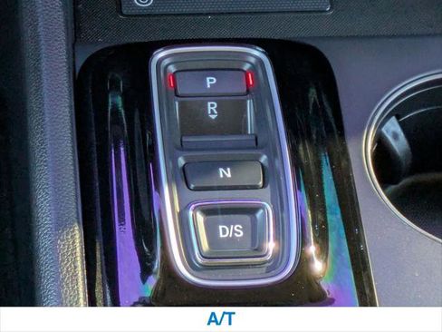 Certified 2025 Honda Pilot EX-L image 19