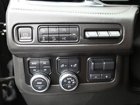 Used 2023 GMC Yukon Denali Ultimate AWD/4WD image 20