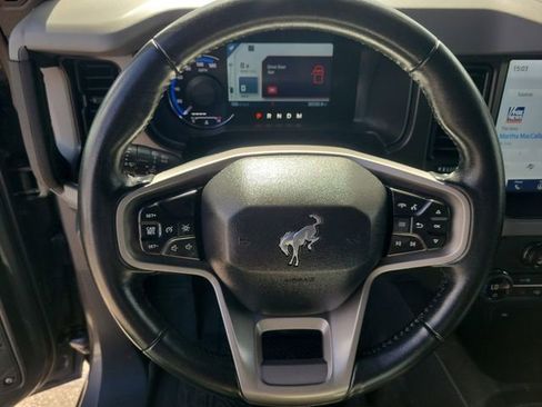 Used 2023 Ford Bronco Everglades image 21